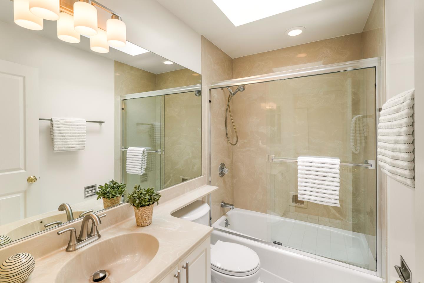 Detail Gallery Image 18 of 51 For 415-417 44th Ave, San Francisco,  CA 94121 - – Beds | – Baths