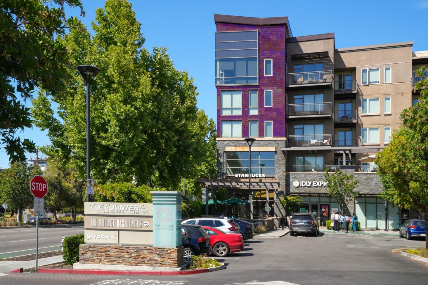 Detail Gallery Image 22 of 34 For 1721 California St #2,  Mountain View,  CA 94041 - 2 Beds | 2 Baths