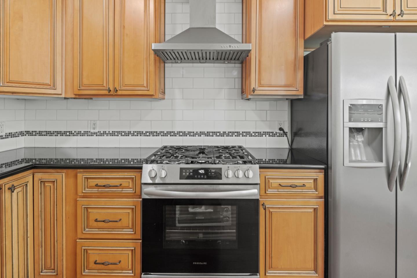 Detail Gallery Image 15 of 38 For 311 Walnut St, Pacific Grove,  CA 93950 - 3 Beds | 2 Baths
