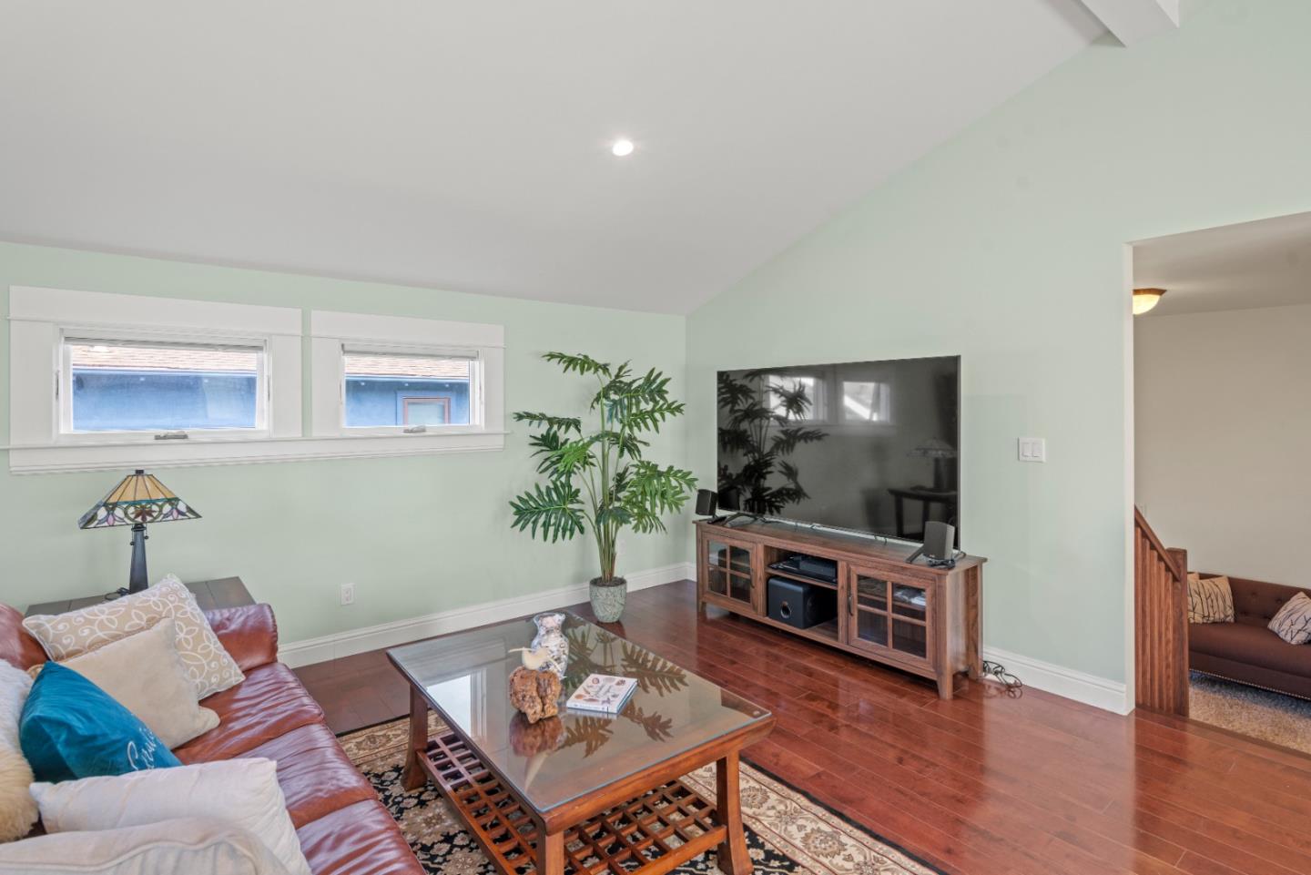 Detail Gallery Image 32 of 38 For 311 Walnut St, Pacific Grove,  CA 93950 - 3 Beds | 2 Baths