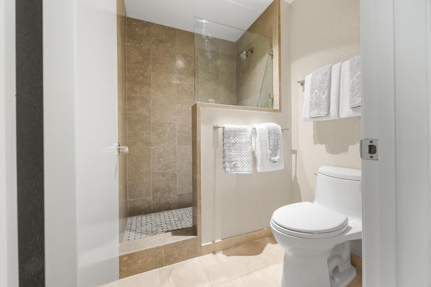 Detail Gallery Image 20 of 68 For 271 Dry Creek Rd, Aptos,  CA 95003 - 3 Beds | 2/1 Baths