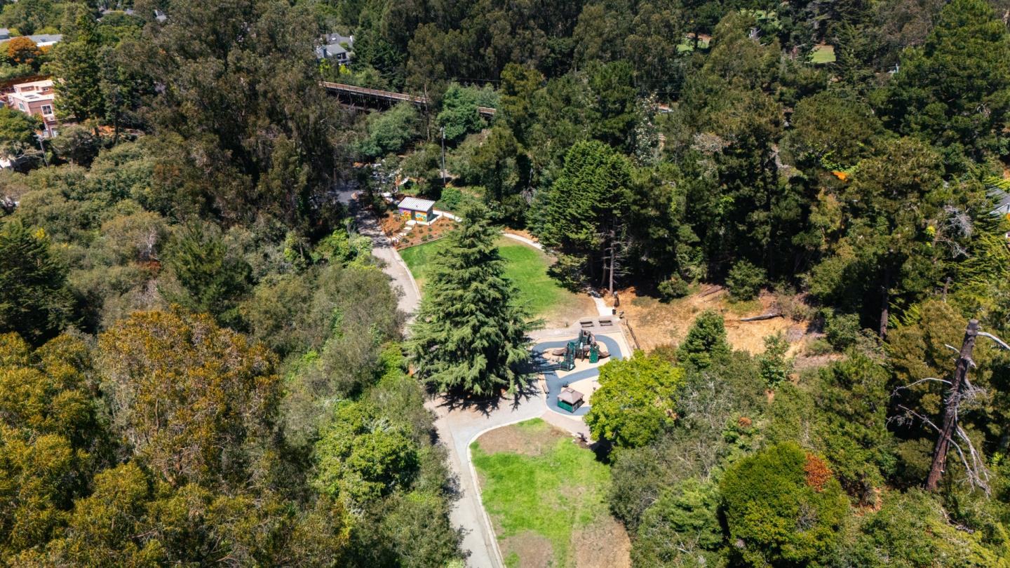 Detail Gallery Image 60 of 68 For 271 Dry Creek Rd, Aptos,  CA 95003 - 3 Beds | 2/1 Baths