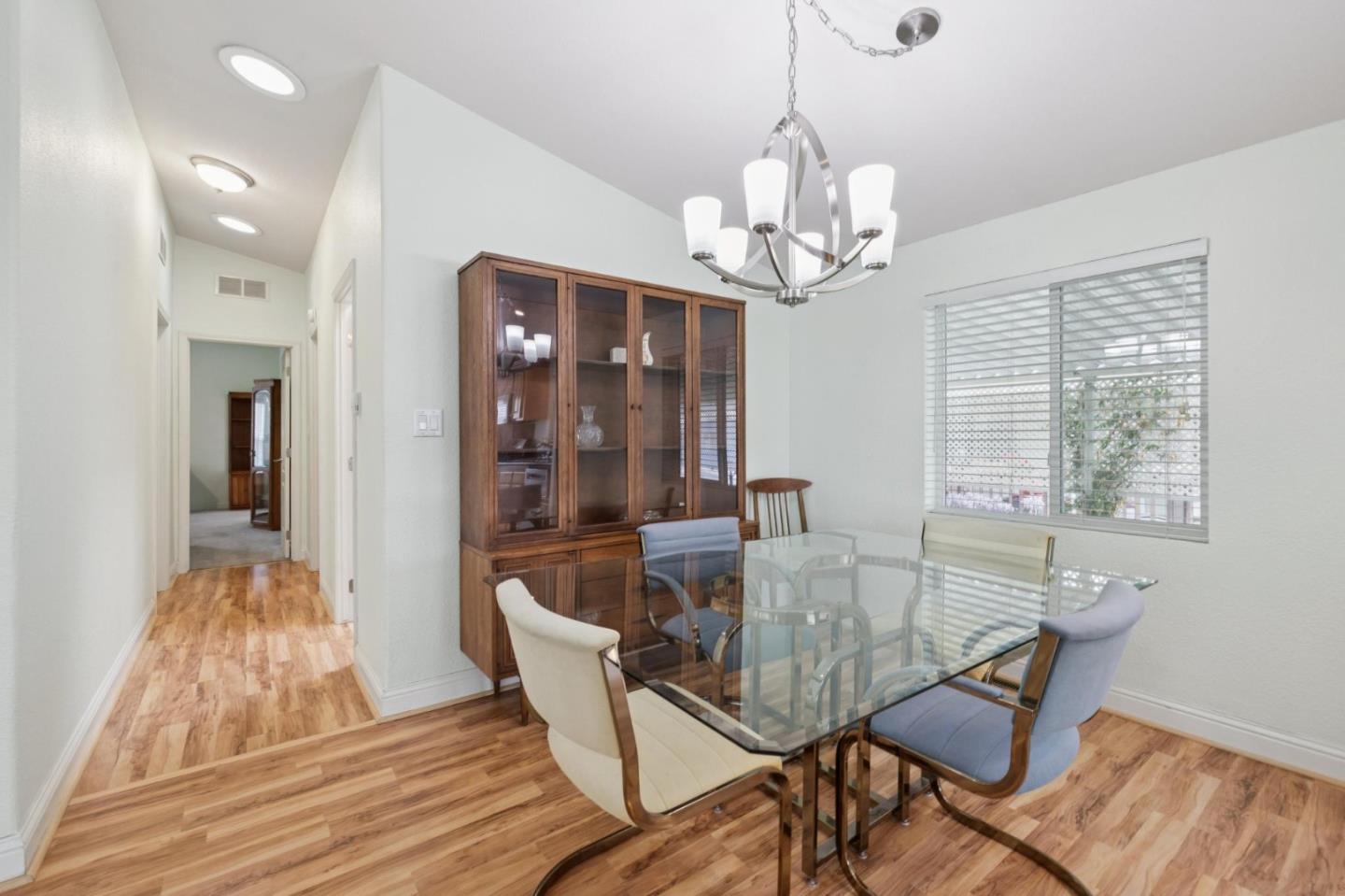 Detail Gallery Image 8 of 39 For 3 Coral Way #3,  Half Moon Bay,  CA 94019 - 3 Beds | 2 Baths