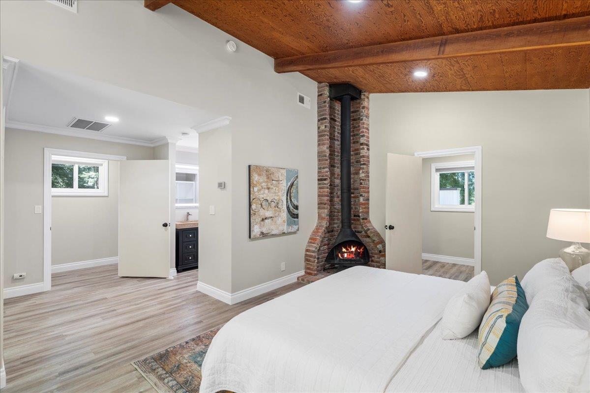 Detail Gallery Image 21 of 31 For 230 Burrell Ct, Los Gatos,  CA 95033 - 3 Beds | 3 Baths