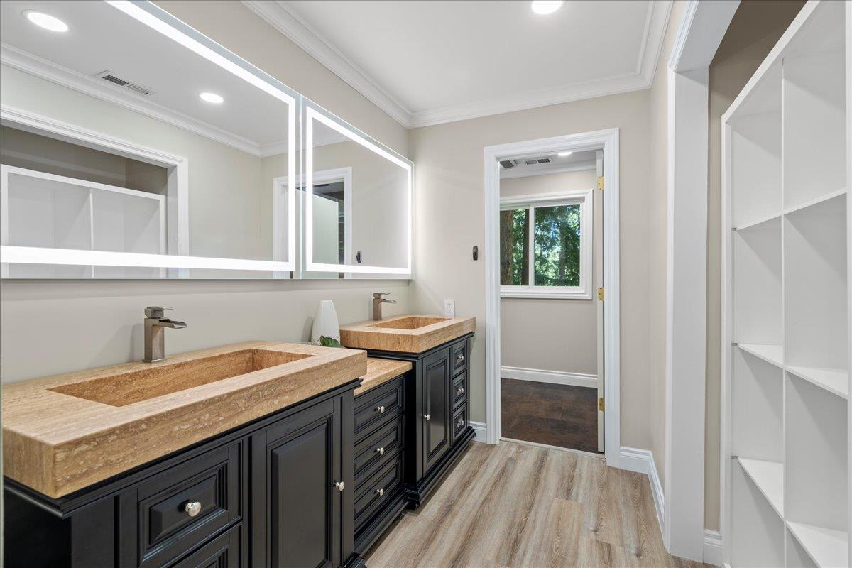 Detail Gallery Image 24 of 31 For 230 Burrell Ct, Los Gatos,  CA 95033 - 3 Beds | 3 Baths