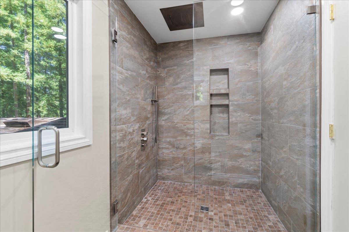 Detail Gallery Image 25 of 31 For 230 Burrell Ct, Los Gatos,  CA 95033 - 3 Beds | 3 Baths