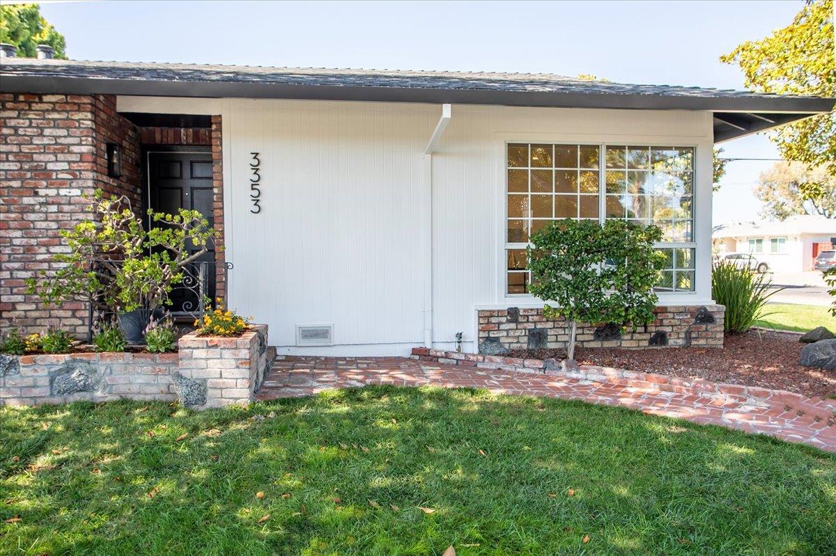 Detail Gallery Image 6 of 49 For 3353 Georgetown Pl, Santa Clara,  CA 95051 - 3 Beds | 2 Baths