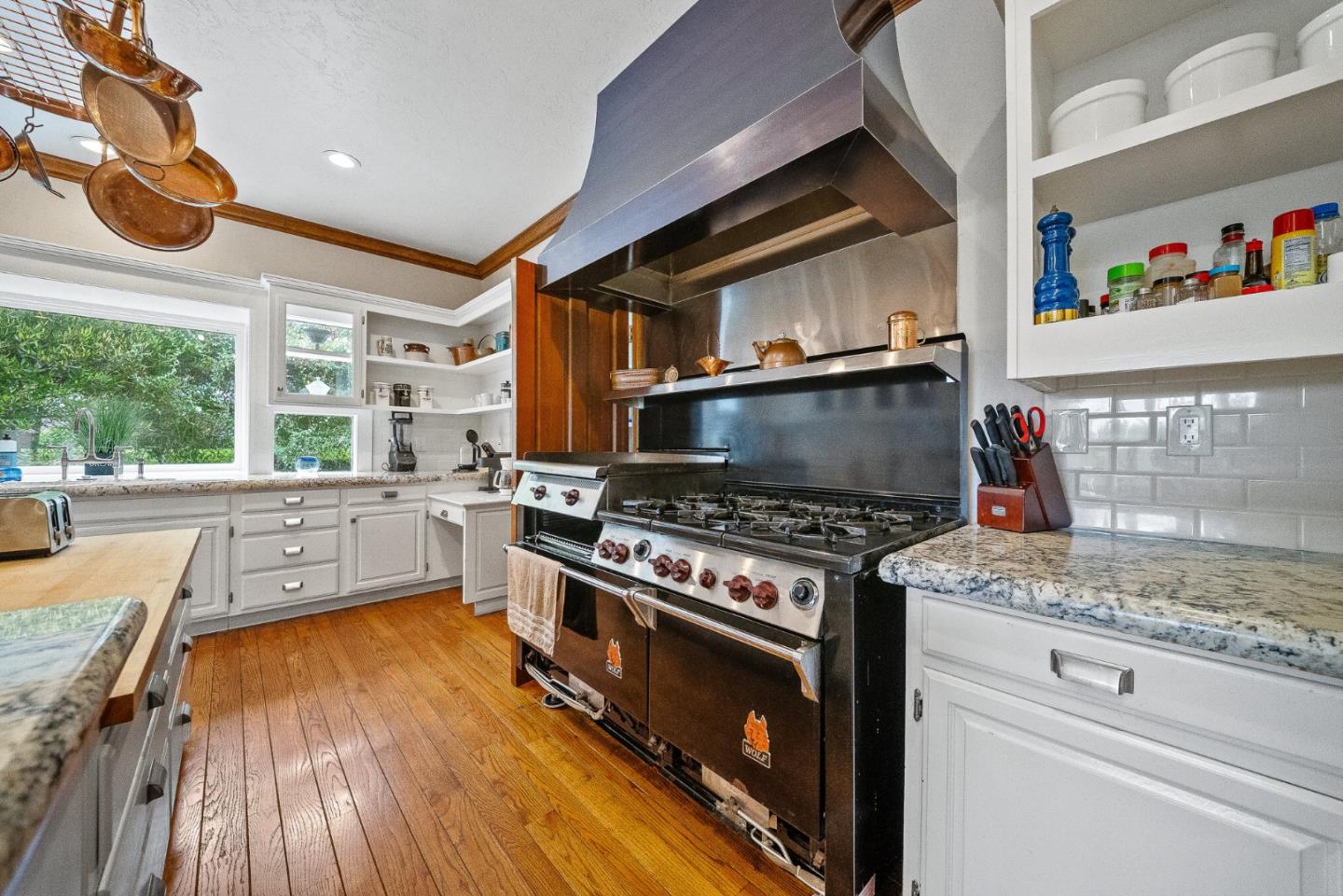 Detail Gallery Image 13 of 46 For 142 Carmel Riviera Dr, Carmel,  CA 93923 - 4 Beds | 3/1 Baths