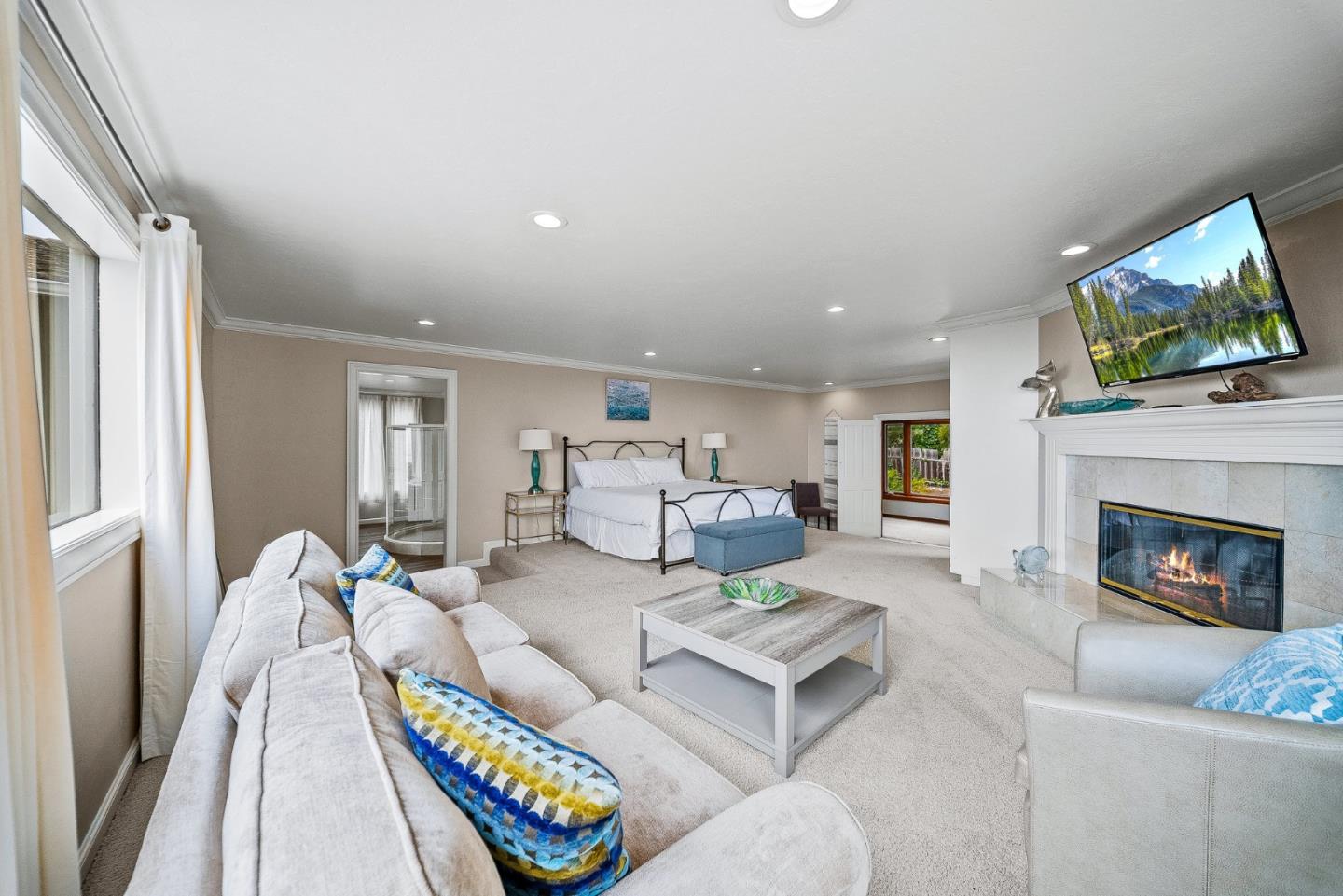 Detail Gallery Image 31 of 46 For 142 Carmel Riviera Dr, Carmel,  CA 93923 - 4 Beds | 3/1 Baths