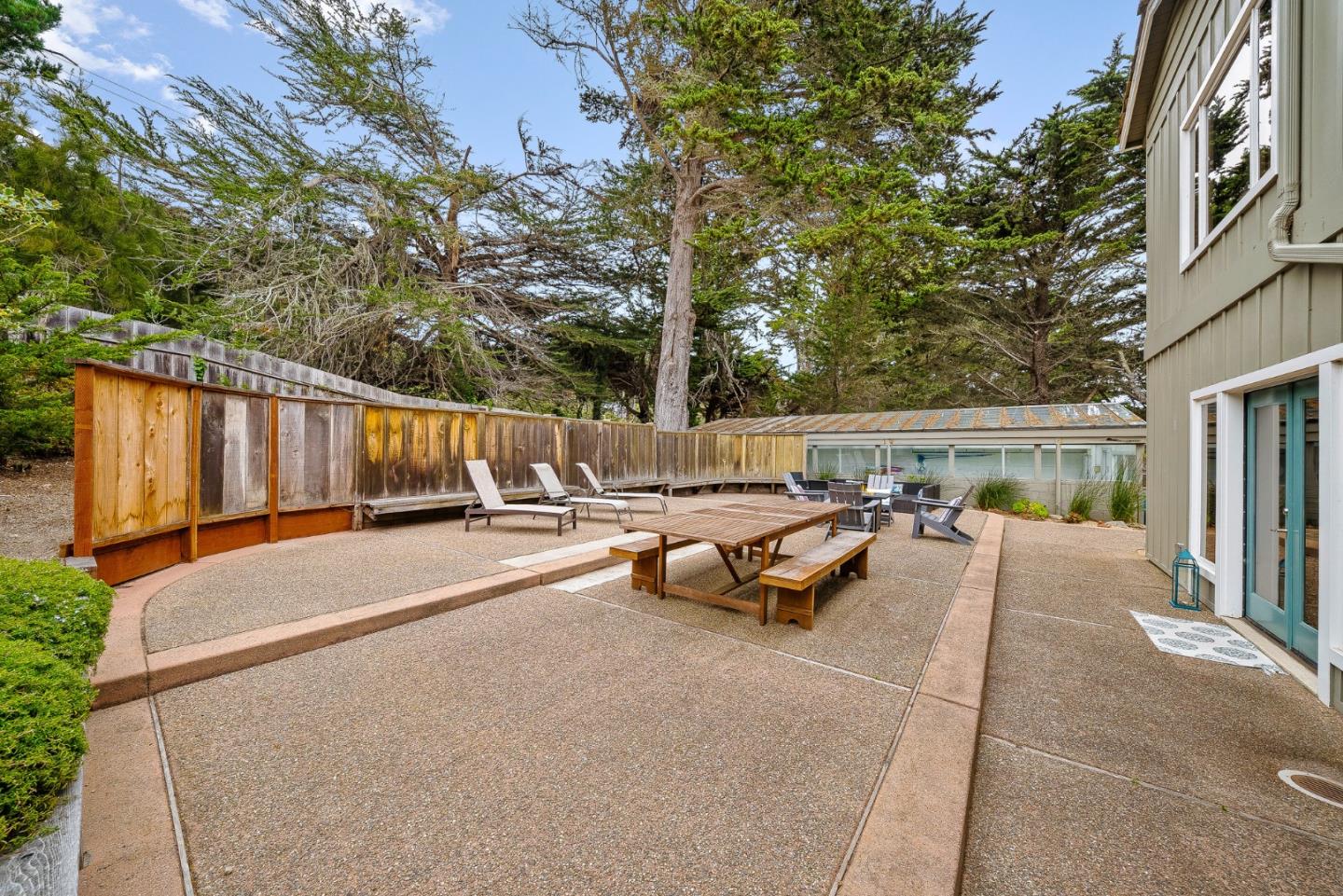 Detail Gallery Image 37 of 46 For 142 Carmel Riviera Dr, Carmel,  CA 93923 - 4 Beds | 3/1 Baths