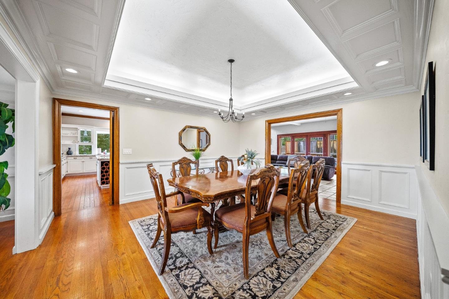 Detail Gallery Image 6 of 46 For 142 Carmel Riviera Dr, Carmel,  CA 93923 - 4 Beds | 3/1 Baths