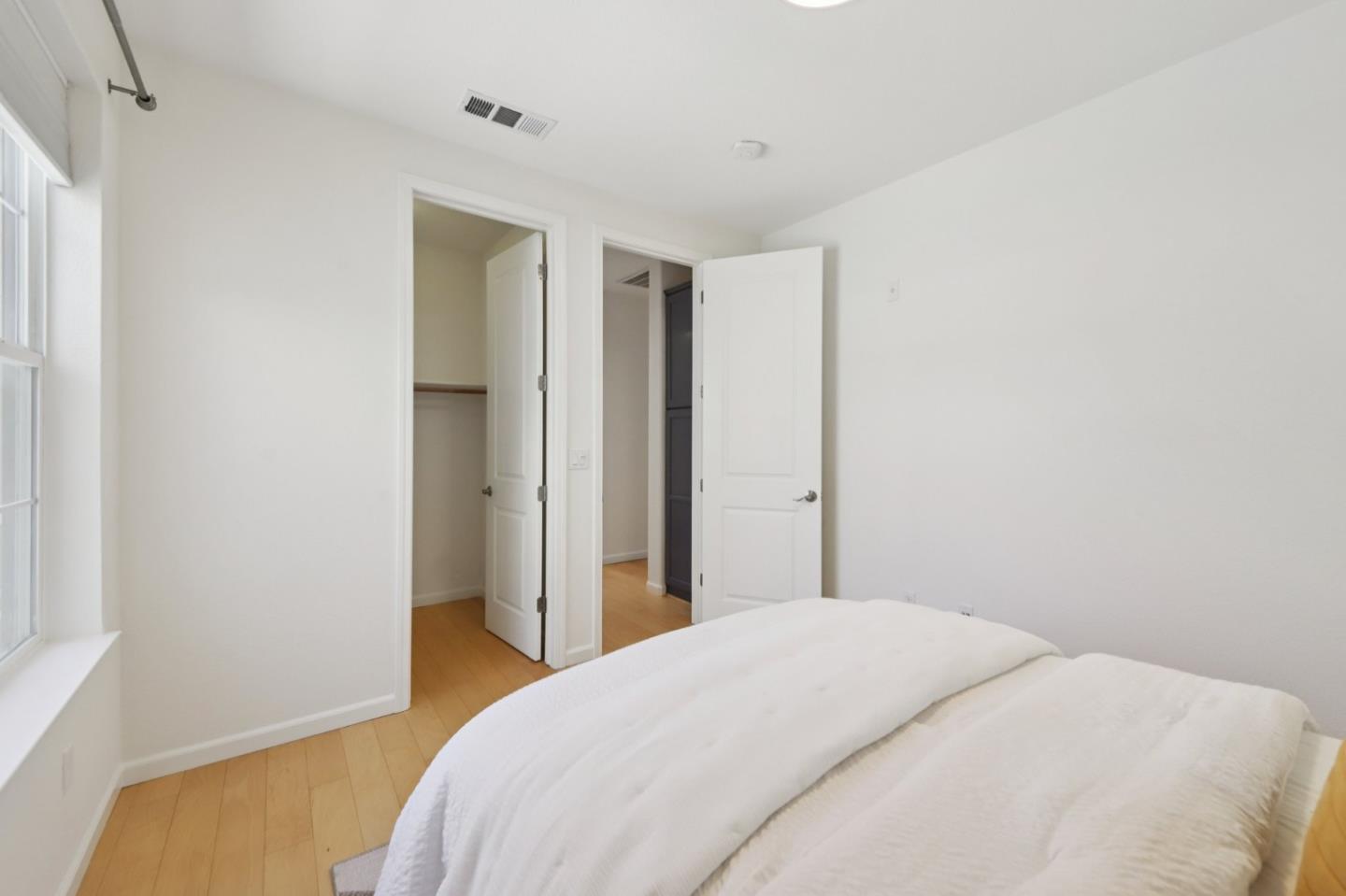 Detail Gallery Image 19 of 49 For 636 Bair Island Rd #312,  Redwood City,  CA 94063 - 2 Beds | 2 Baths