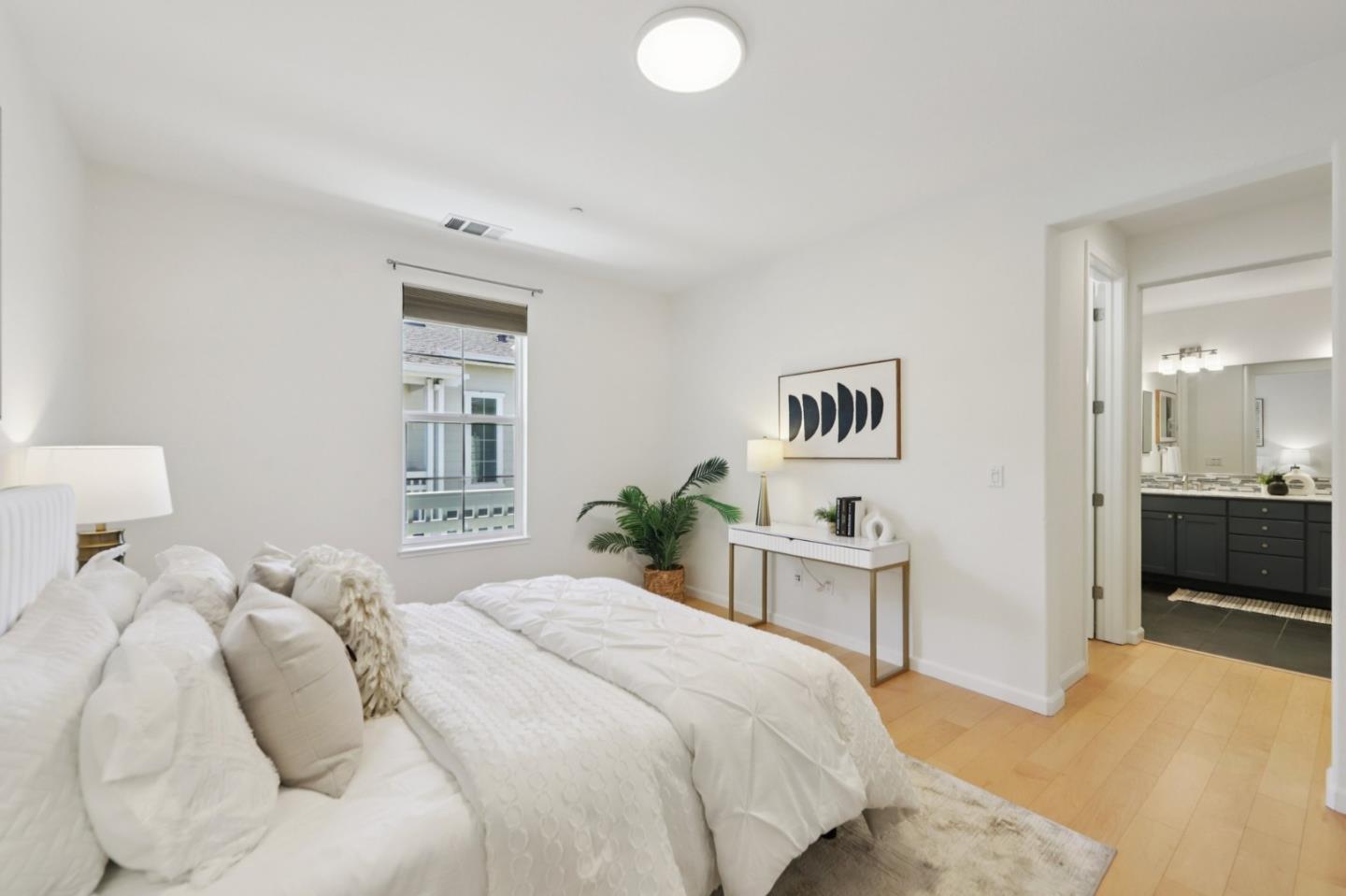 Detail Gallery Image 23 of 49 For 636 Bair Island Rd #312,  Redwood City,  CA 94063 - 2 Beds | 2 Baths