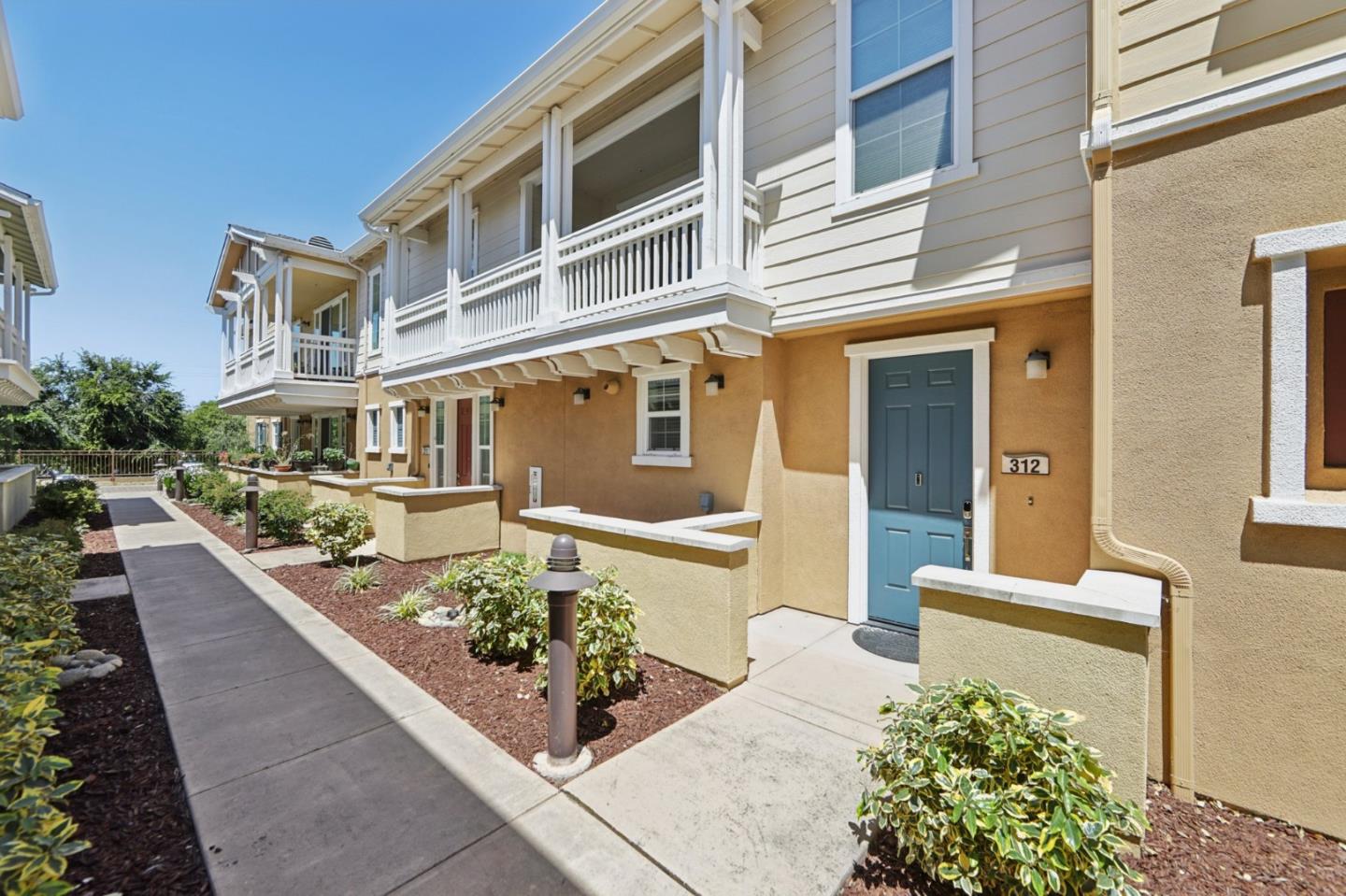 Detail Gallery Image 32 of 49 For 636 Bair Island Rd #312,  Redwood City,  CA 94063 - 2 Beds | 2 Baths