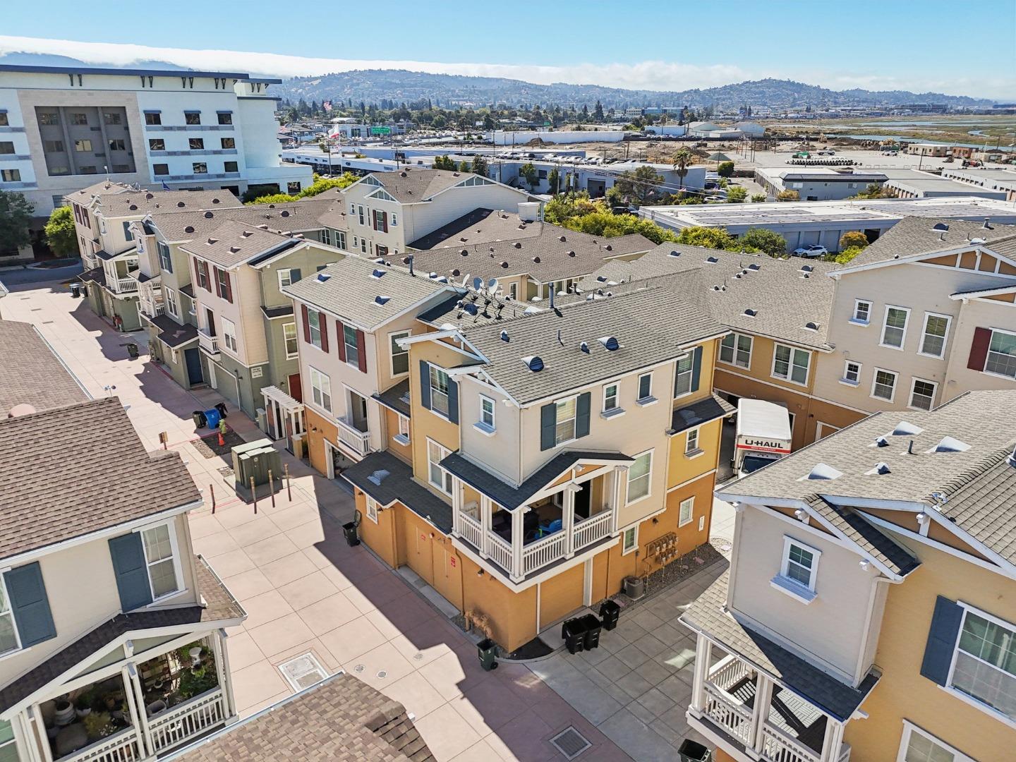 Detail Gallery Image 35 of 49 For 636 Bair Island Rd #312,  Redwood City,  CA 94063 - 2 Beds | 2 Baths