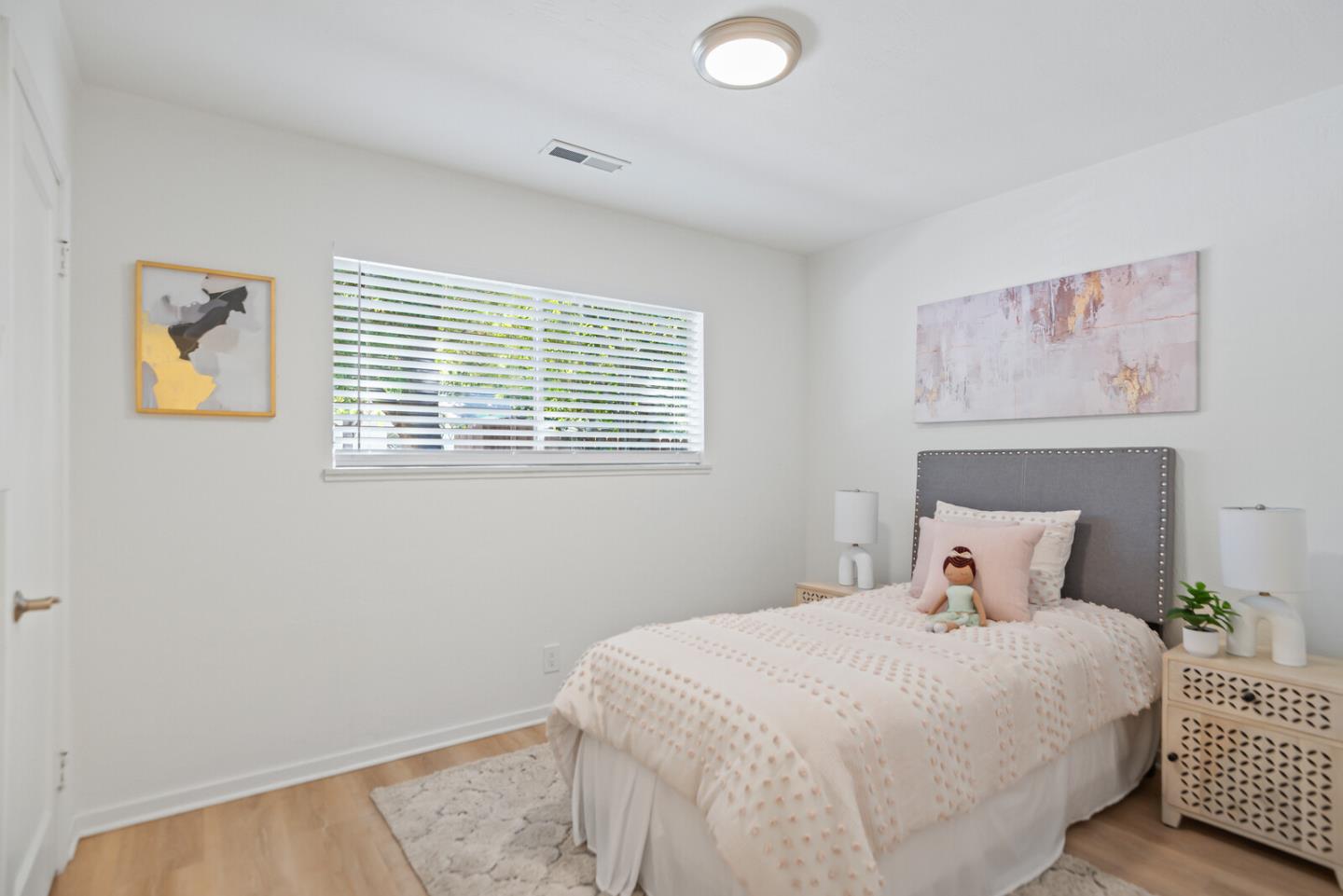 Detail Gallery Image 20 of 29 For 1428 Redwood Ave, Redwood City,  CA 94061 - 3 Beds | 2 Baths