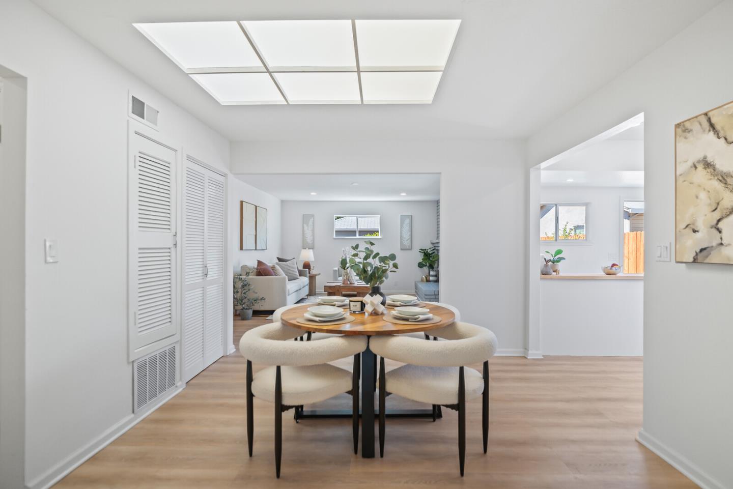 Detail Gallery Image 7 of 29 For 1428 Redwood Ave, Redwood City,  CA 94061 - 3 Beds | 2 Baths