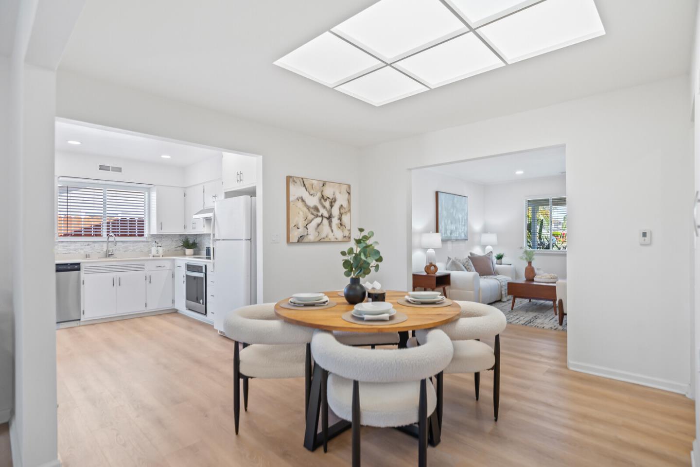 Detail Gallery Image 8 of 29 For 1428 Redwood Ave, Redwood City,  CA 94061 - 3 Beds | 2 Baths