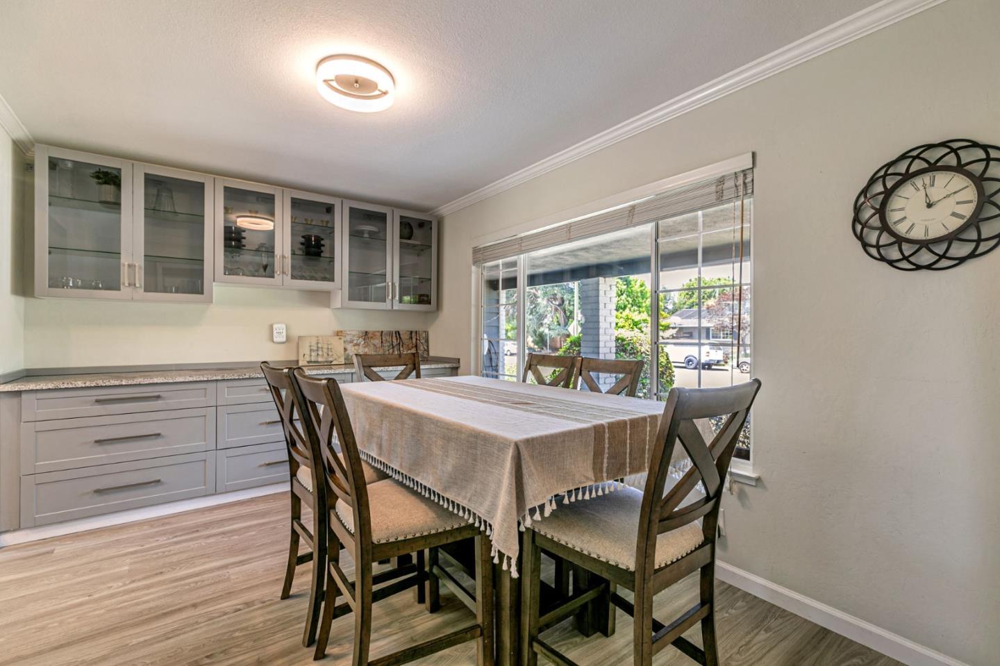 Detail Gallery Image 30 of 65 For 2739 Saint Giles Ln, Mountain View,  CA 94040 - 4 Beds | 2/1 Baths