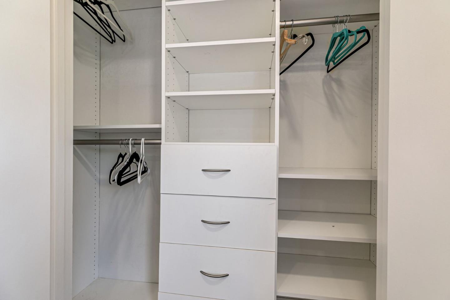 Detail Gallery Image 41 of 65 For 2739 Saint Giles Ln, Mountain View,  CA 94040 - 4 Beds | 2/1 Baths