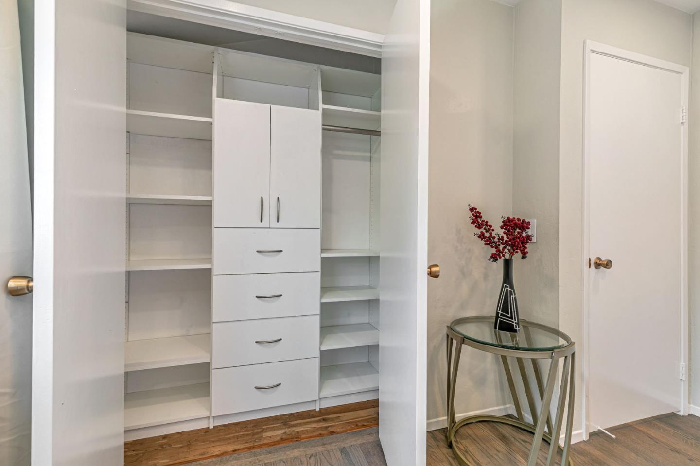 Detail Gallery Image 42 of 65 For 2739 Saint Giles Ln, Mountain View,  CA 94040 - 4 Beds | 2/1 Baths