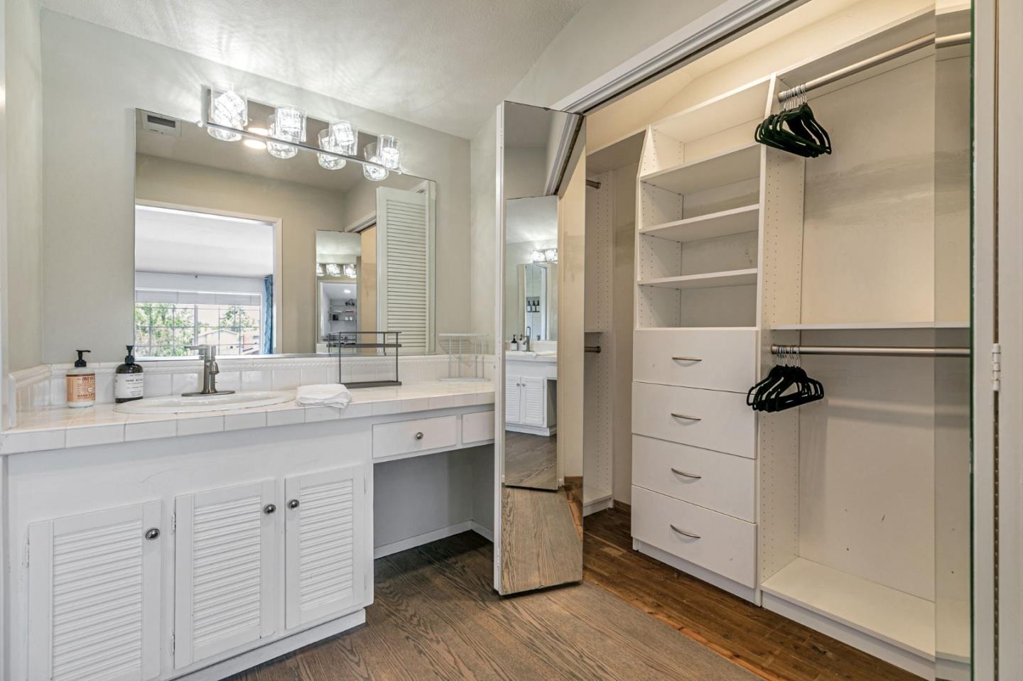 Detail Gallery Image 46 of 65 For 2739 Saint Giles Ln, Mountain View,  CA 94040 - 4 Beds | 2/1 Baths