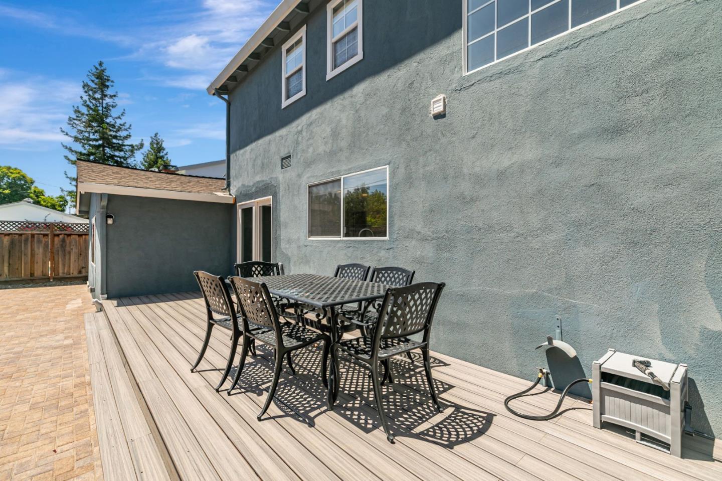 Detail Gallery Image 60 of 65 For 2739 Saint Giles Ln, Mountain View,  CA 94040 - 4 Beds | 2/1 Baths