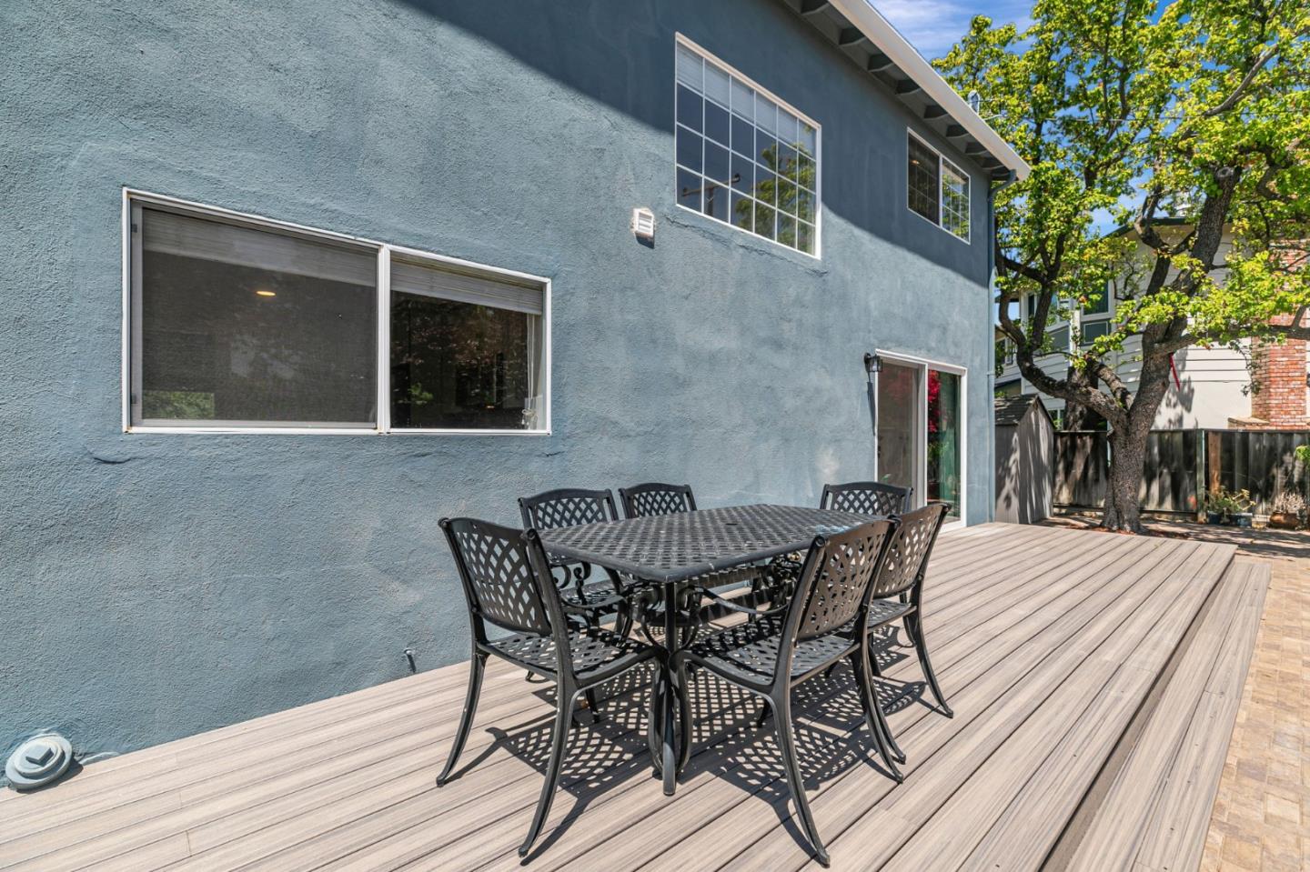 Detail Gallery Image 61 of 65 For 2739 Saint Giles Ln, Mountain View,  CA 94040 - 4 Beds | 2/1 Baths