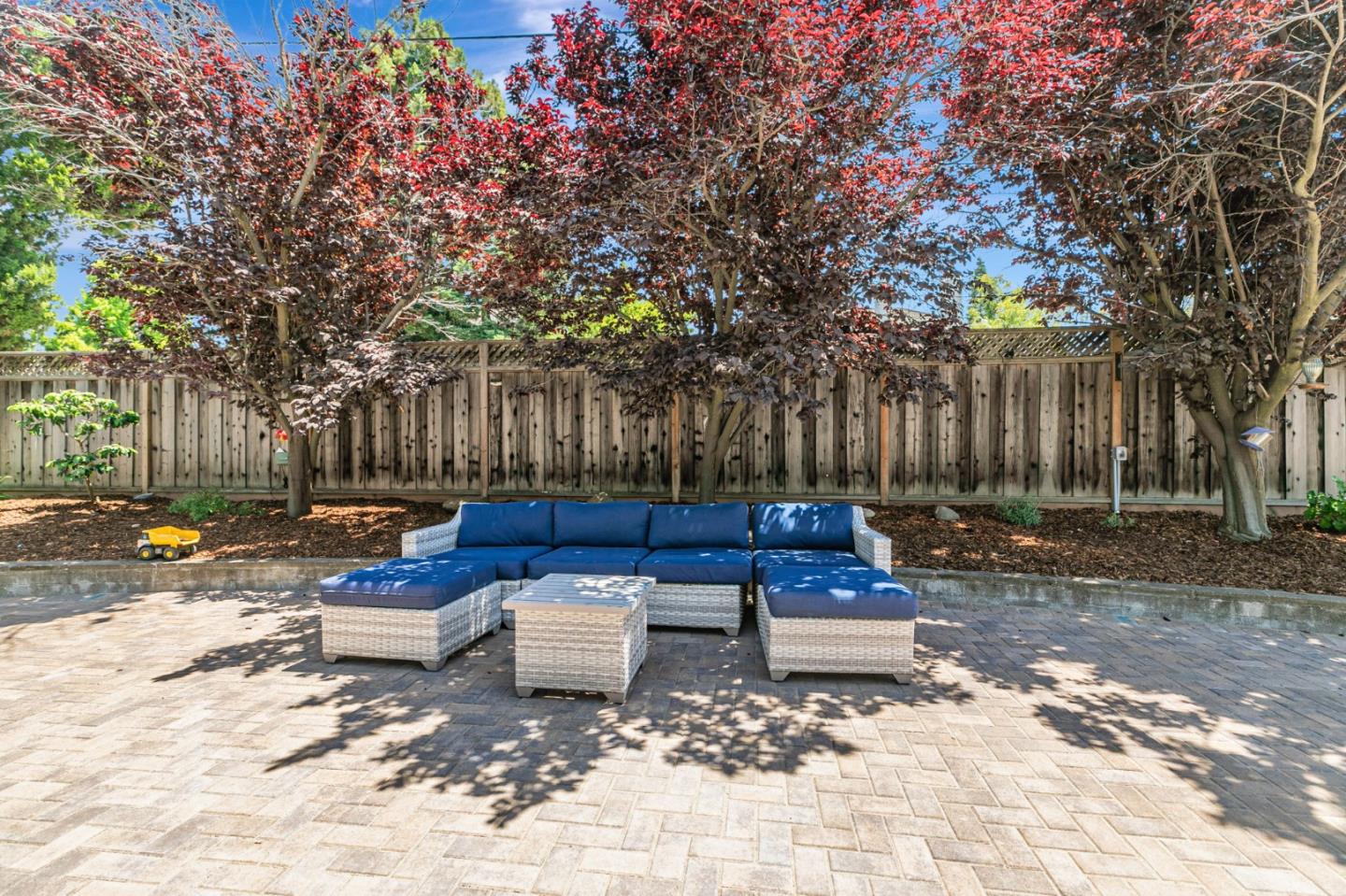 Detail Gallery Image 63 of 65 For 2739 Saint Giles Ln, Mountain View,  CA 94040 - 4 Beds | 2/1 Baths