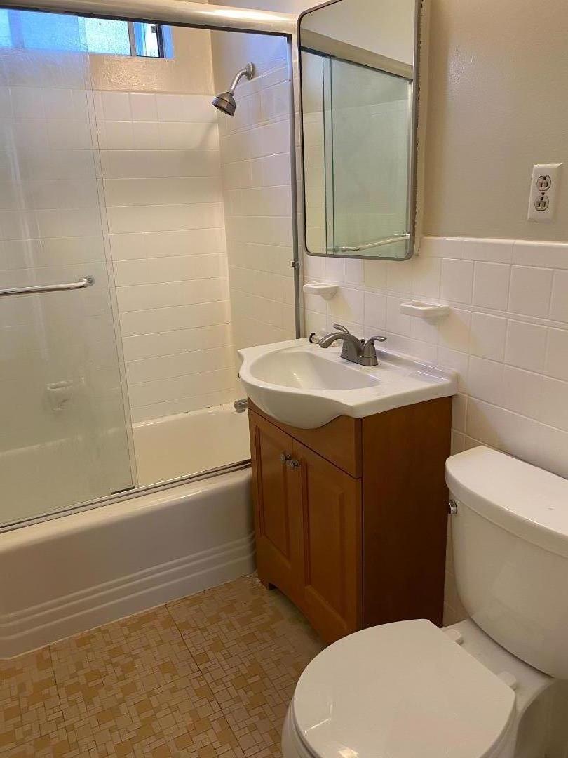 Detail Gallery Image 14 of 16 For 515 N El Camino Real #3,  San Mateo,  CA 94401 - 2 Beds | 1 Baths