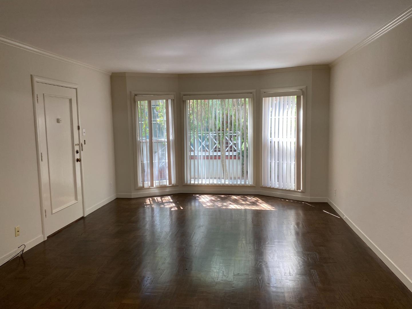 Detail Gallery Image 6 of 16 For 515 N El Camino Real #3,  San Mateo,  CA 94401 - 2 Beds | 1 Baths