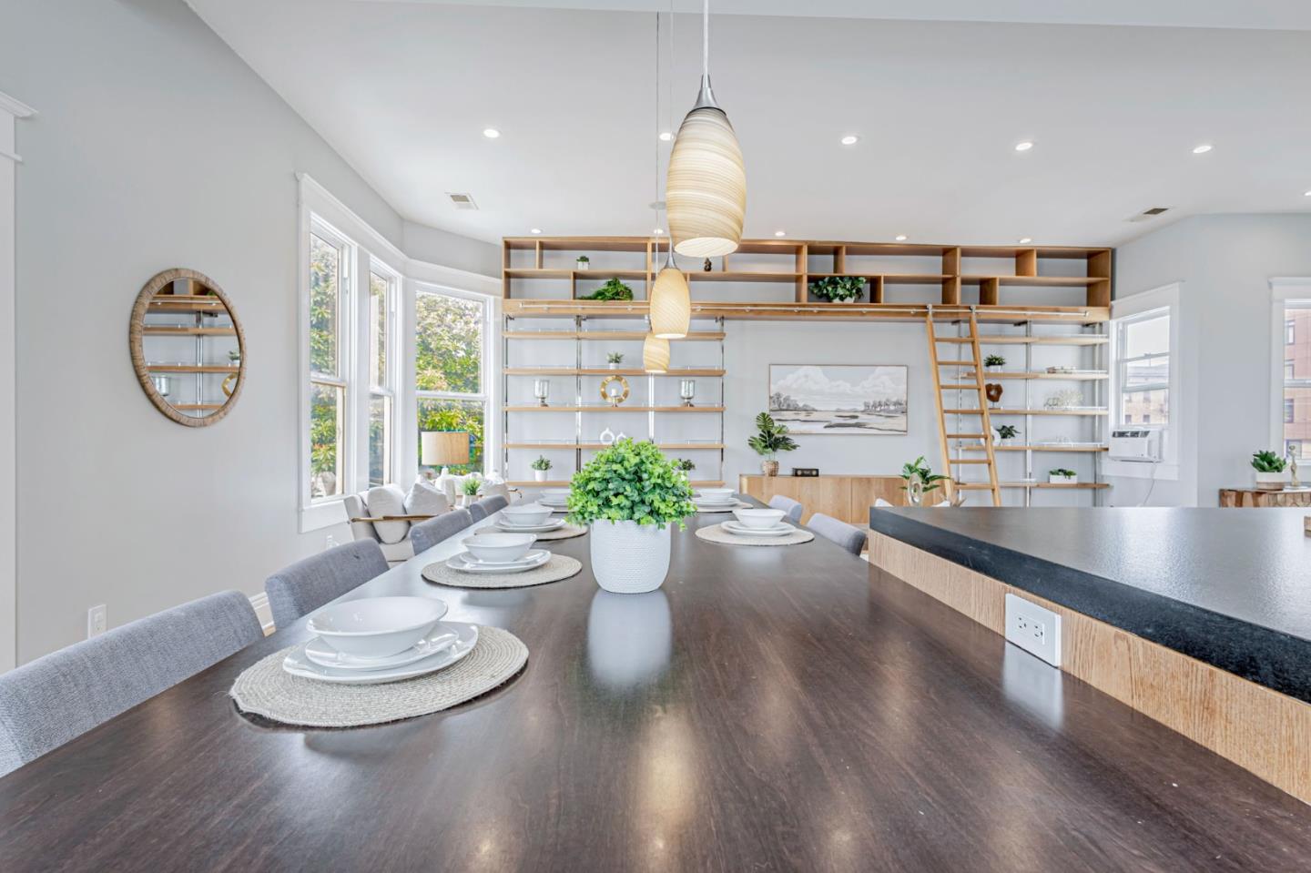 Detail Gallery Image 10 of 41 For 473 South Van Ness Ave, San Francisco,  CA 94103 - 4 Beds | 3 Baths