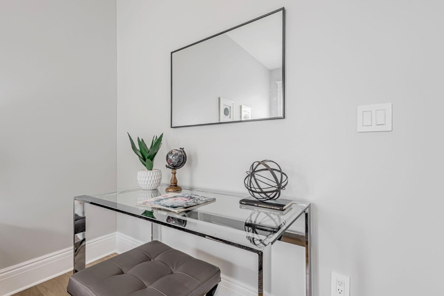 Detail Gallery Image 25 of 41 For 473 South Van Ness Ave, San Francisco,  CA 94103 - 4 Beds | 3 Baths
