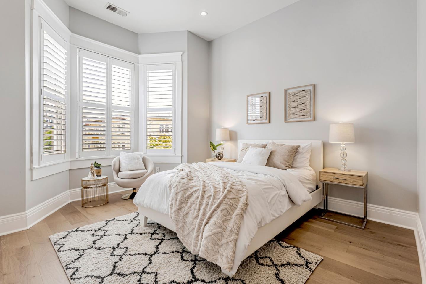 Detail Gallery Image 28 of 41 For 473 South Van Ness Ave, San Francisco,  CA 94103 - 4 Beds | 3 Baths