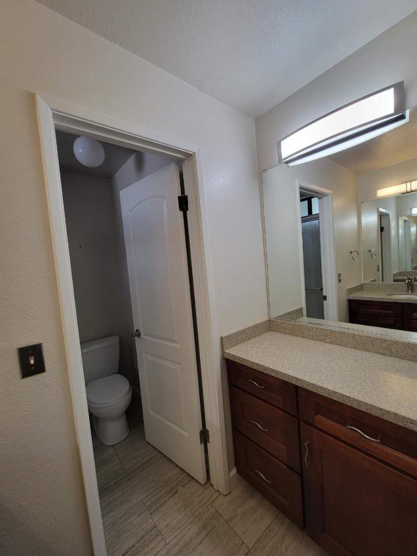 Detail Gallery Image 20 of 39 For 6125 Thornton Ave a,  Newark,  CA 94560 - 2 Beds | 2/1 Baths