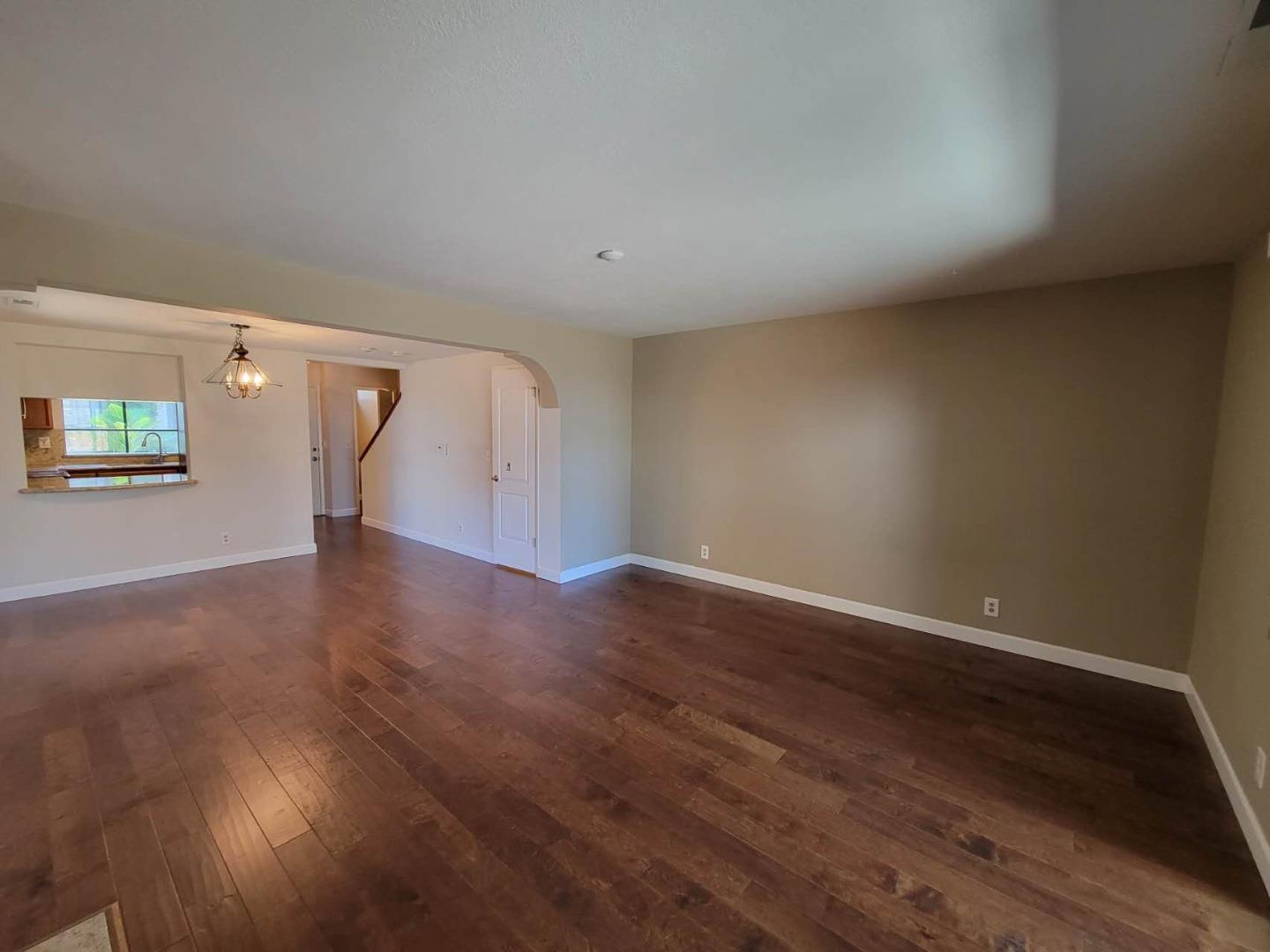 Detail Gallery Image 6 of 39 For 6125 Thornton Ave a,  Newark,  CA 94560 - 2 Beds | 2/1 Baths