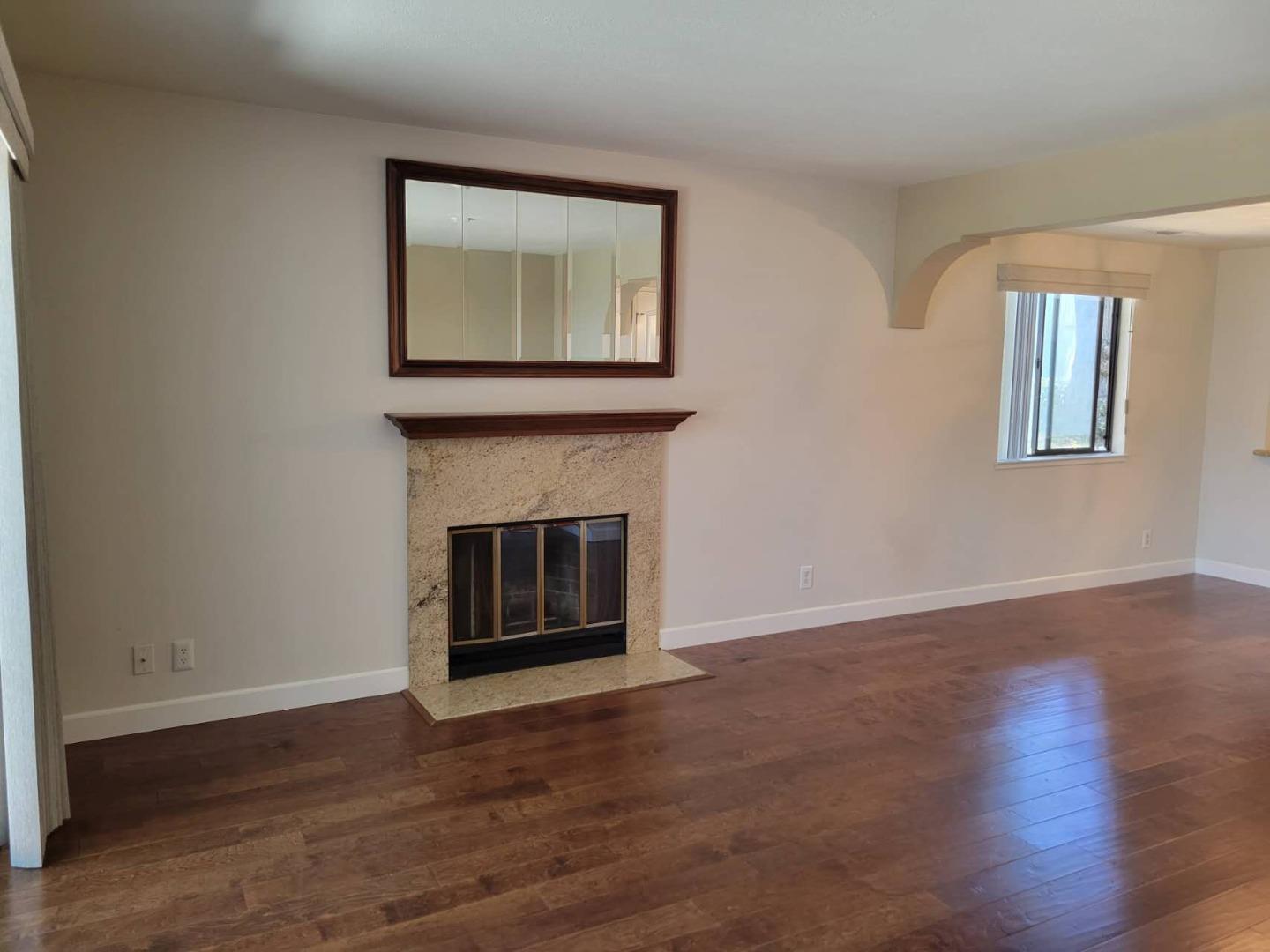 Detail Gallery Image 9 of 39 For 6125 Thornton Ave a,  Newark,  CA 94560 - 2 Beds | 2/1 Baths