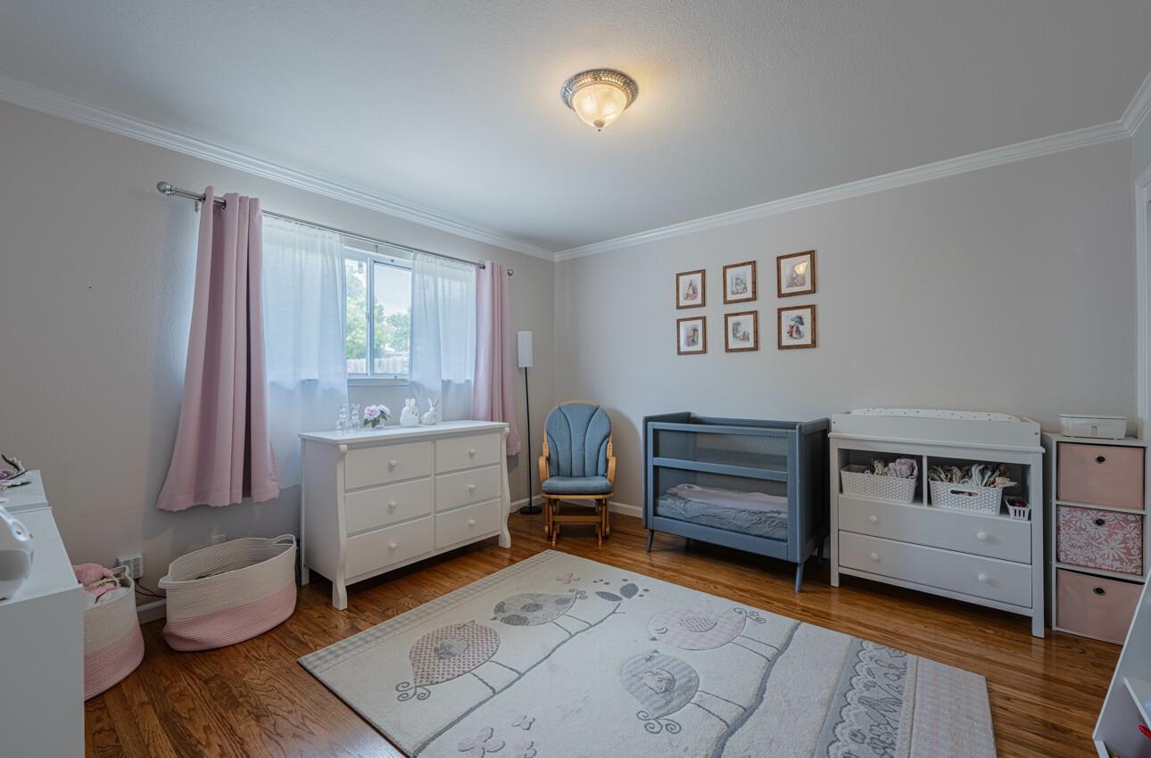 Detail Gallery Image 9 of 14 For 715 via Maria, Salinas,  CA 93901 - 3 Beds | 2 Baths