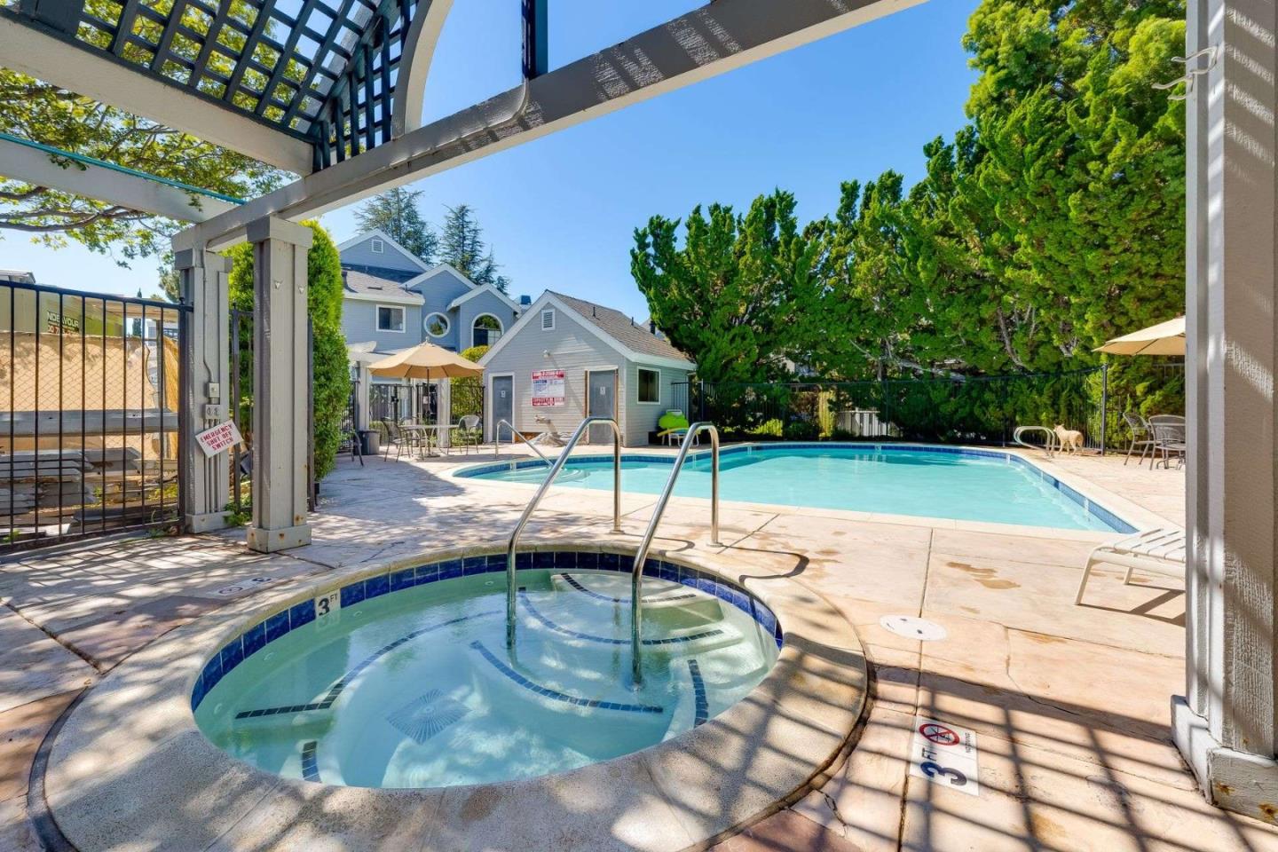 Detail Gallery Image 29 of 29 For 418 Mountain Laurel Ct, Mountain View,  CA 94043 - 2 Beds | 2/1 Baths