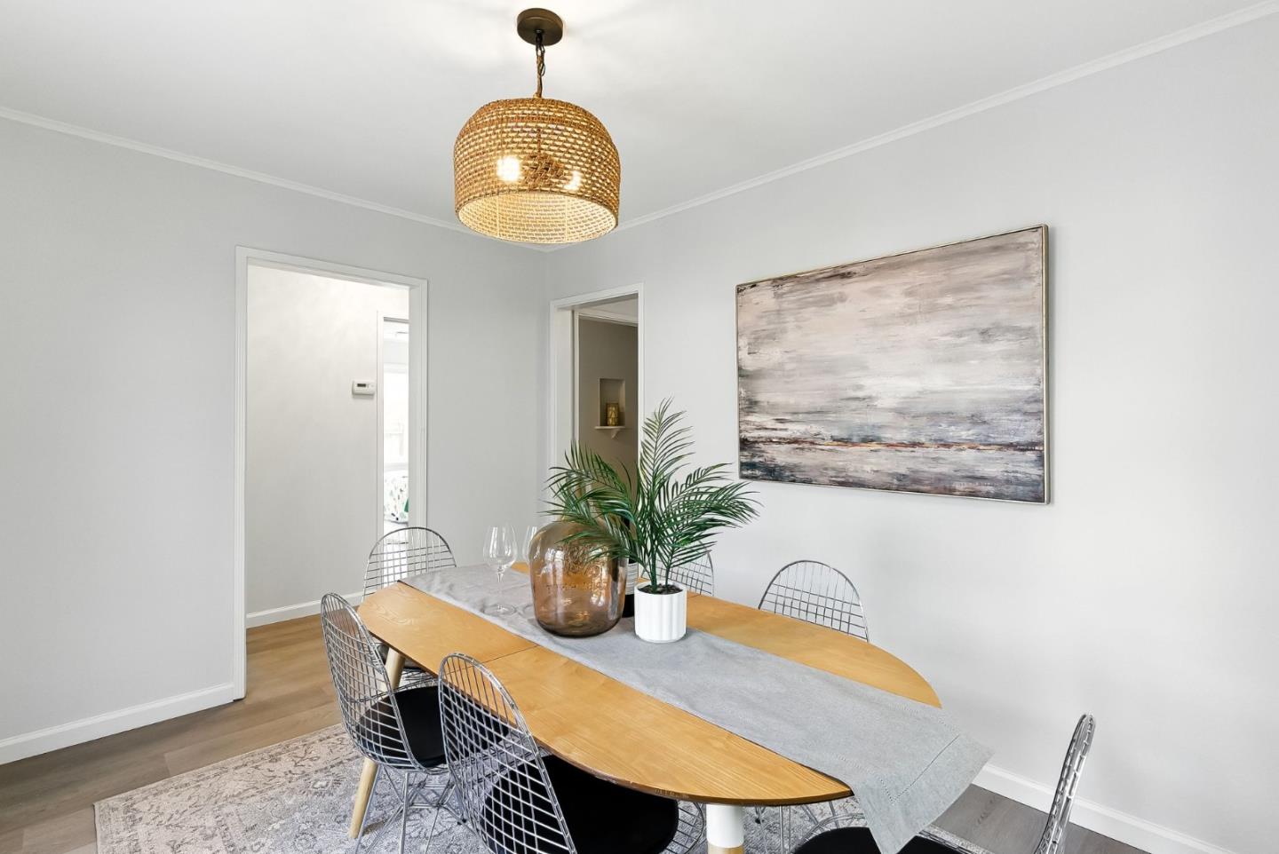 Detail Gallery Image 11 of 35 For 1300 Howard Ave, San Carlos,  CA 94070 - 2 Beds | 1 Baths