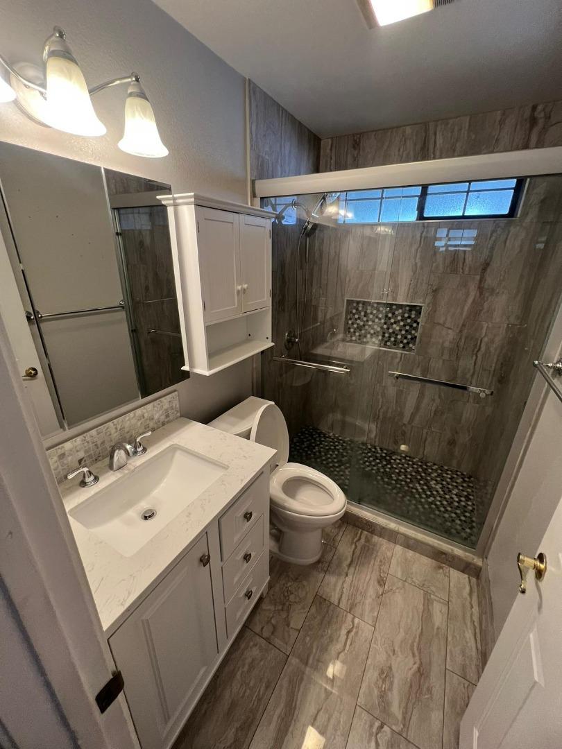 Detail Gallery Image 34 of 39 For 2488 Shilshone Cir, San Jose,  CA 95121 - 3 Beds | 2 Baths