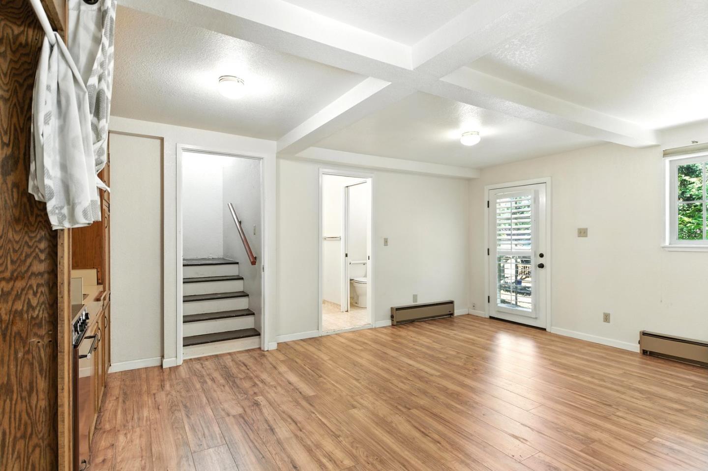 Detail Gallery Image 16 of 20 For 27586 Moody Rd, Los Altos Hills,  CA 94022 - 3 Beds | 2 Baths