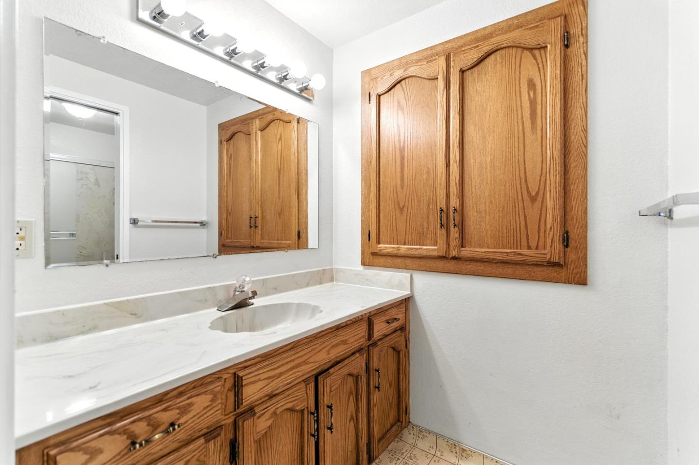 Detail Gallery Image 19 of 20 For 27586 Moody Rd, Los Altos Hills,  CA 94022 - 3 Beds | 2 Baths