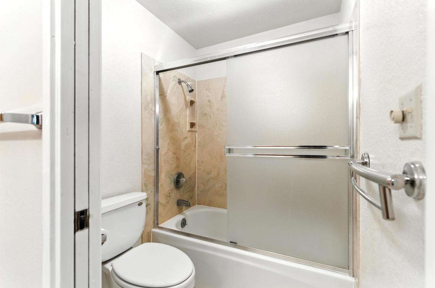Detail Gallery Image 20 of 20 For 27586 Moody Rd, Los Altos Hills,  CA 94022 - 3 Beds | 2 Baths
