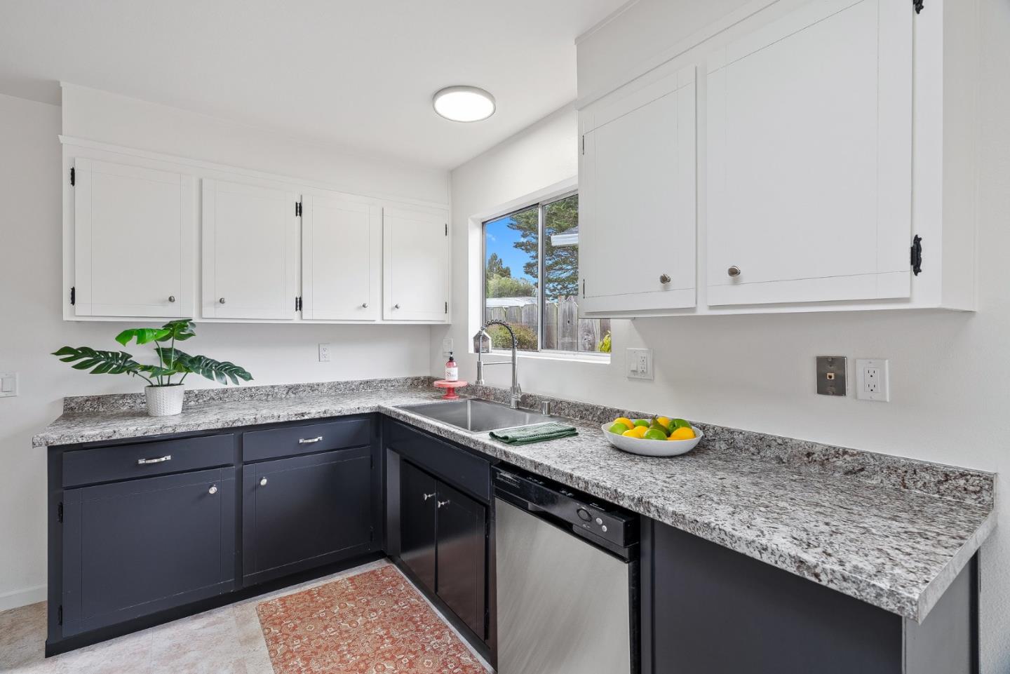 Detail Gallery Image 18 of 38 For 274 Cosky Dr, Marina,  CA 93933 - 3 Beds | 2 Baths