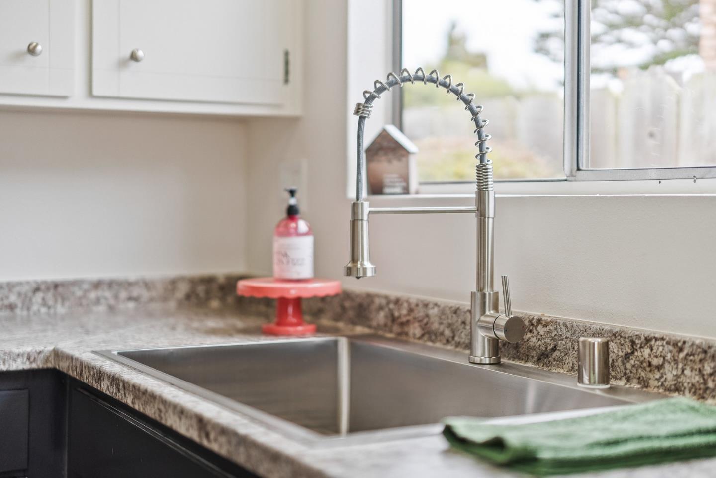 Detail Gallery Image 19 of 38 For 274 Cosky Dr, Marina,  CA 93933 - 3 Beds | 2 Baths