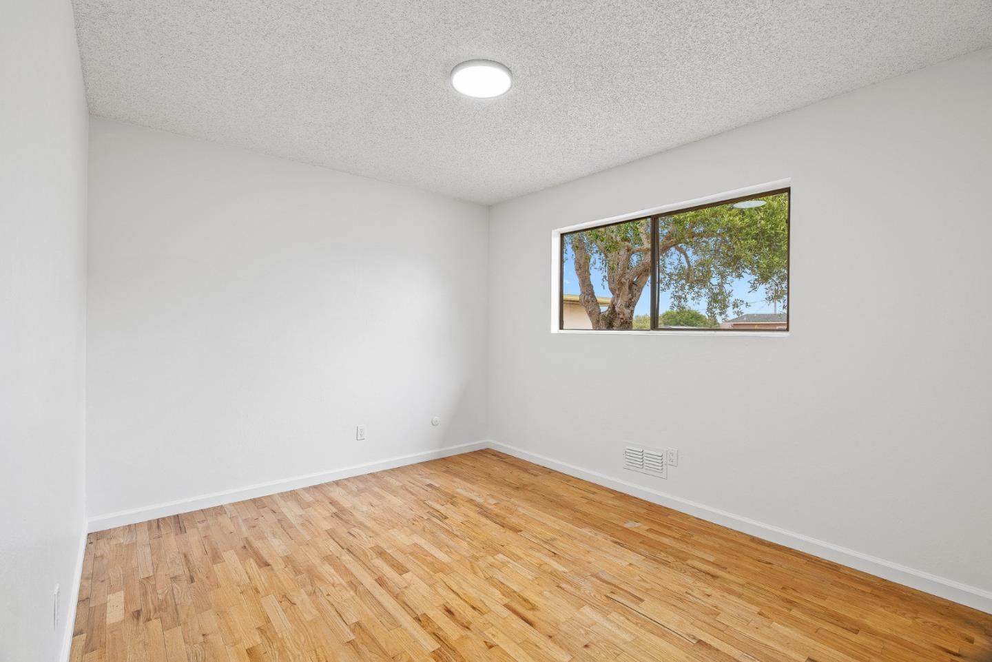 Detail Gallery Image 23 of 38 For 274 Cosky Dr, Marina,  CA 93933 - 3 Beds | 2 Baths