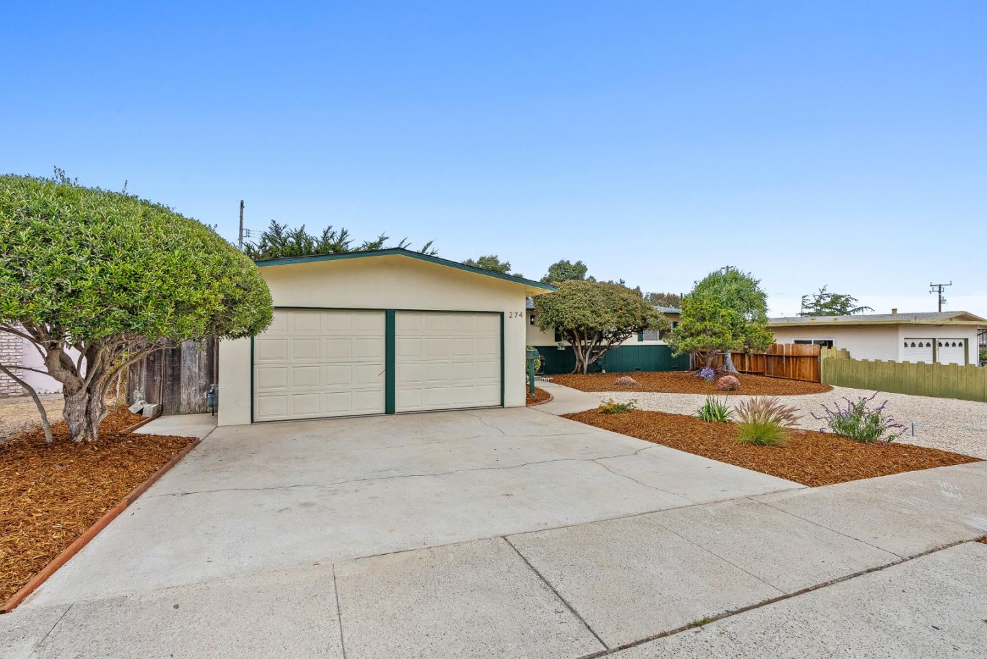 Detail Gallery Image 29 of 38 For 274 Cosky Dr, Marina,  CA 93933 - 3 Beds | 2 Baths
