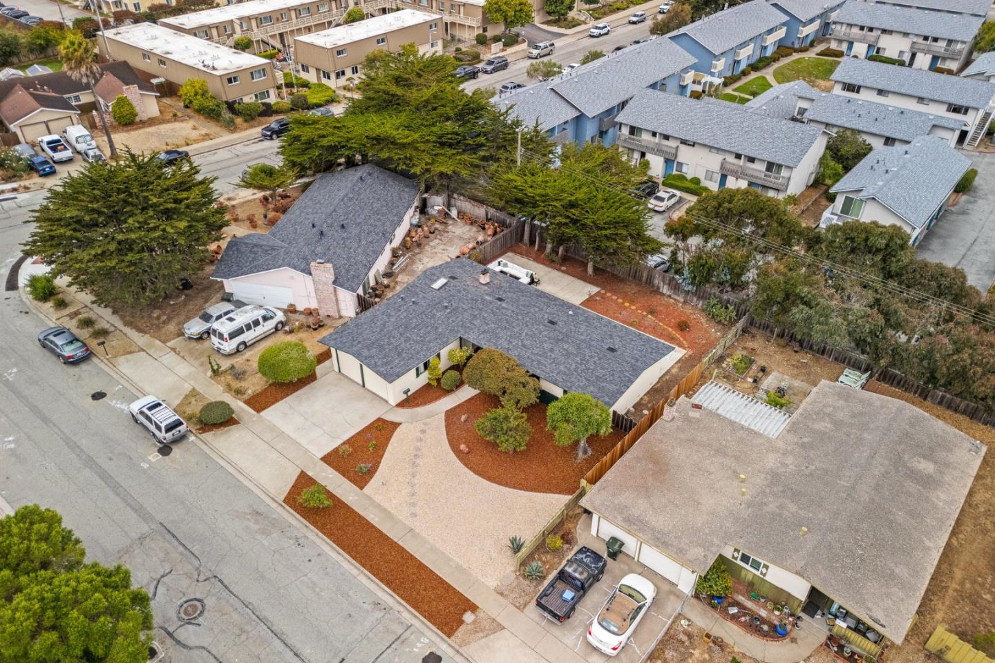 Detail Gallery Image 36 of 38 For 274 Cosky Dr, Marina,  CA 93933 - 3 Beds | 2 Baths