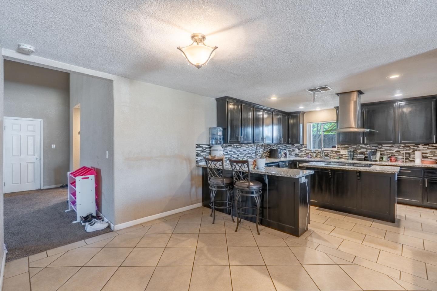 Detail Gallery Image 10 of 25 For 3600 Spruce Ave, Ceres,  CA 95307 - 4 Beds | 2/1 Baths